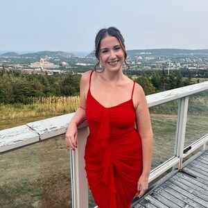 Meet your Posher, Carly